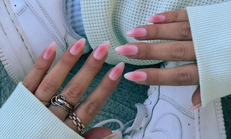 Ma Damn Short Pointed Almond Nails – Press-On Elegance